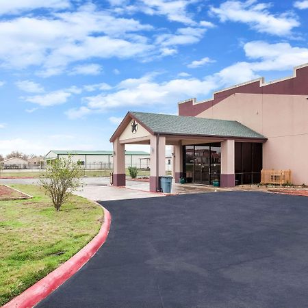 Super 8 By Wyndham Giddings Exterior foto